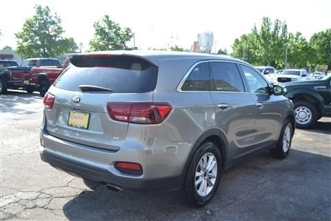 Kia Sorento L FWD 2019
