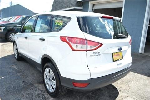 Ford Escape FWD 4dr S 2016