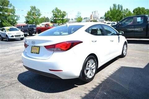 Hyundai Elantra 4dr Sdn Auto SE (Alabama Plant) 2015