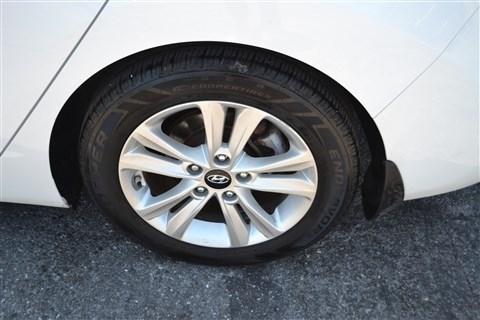 Hyundai Elantra 4dr Sdn Auto SE (Alabama Plant) 2015