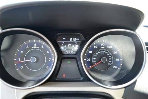 Hyundai Elantra 4dr Sdn Auto SE (Alabama Plant) 2015
