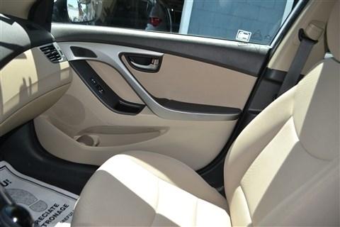 Hyundai Elantra 4dr Sdn Auto SE (Alabama Plant) 2015