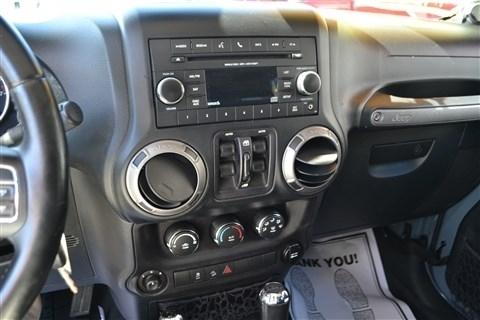 Jeep Wrangler Unlimited 4WD 4dr Sport 2014