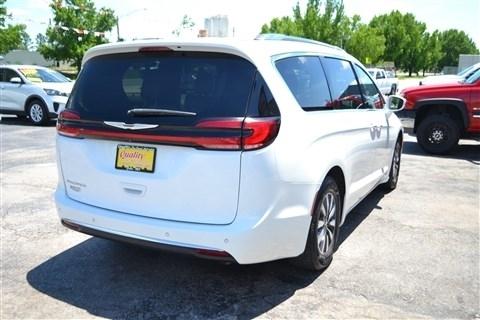 Chrysler Pacifica Touring L FWD 2021