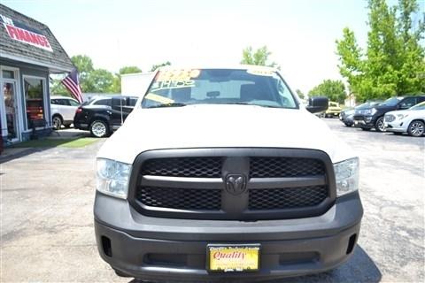 RAM 1500 4WD Quad Cab 140.5" Tradesman 2014