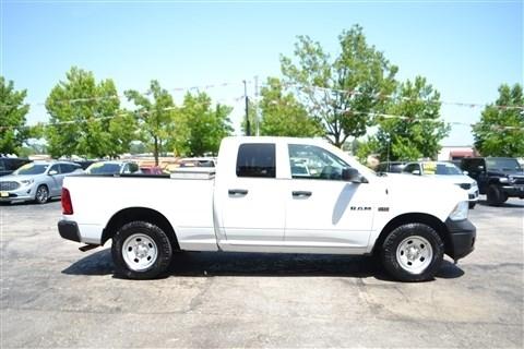 RAM 1500 4WD Quad Cab 140.5" Tradesman 2014