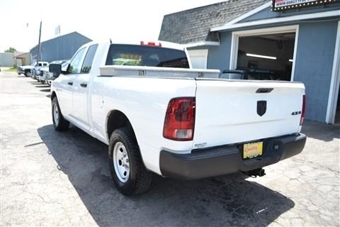 RAM 1500 4WD Quad Cab 140.5" Tradesman 2014