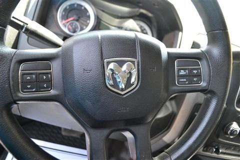 RAM 1500 4WD Quad Cab 140.5" Tradesman 2014