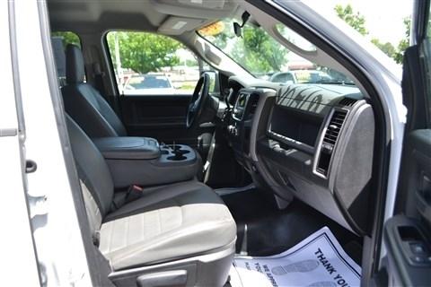 RAM 1500 4WD Quad Cab 140.5" Tradesman 2014