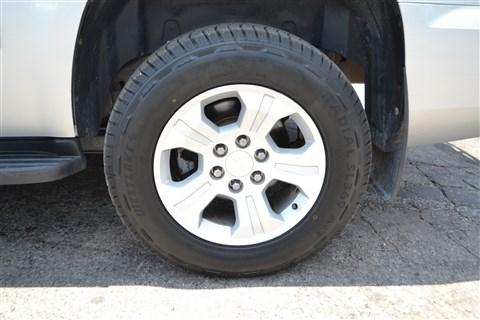 Chevrolet Tahoe 4WD 4dr 1500 LT 2012