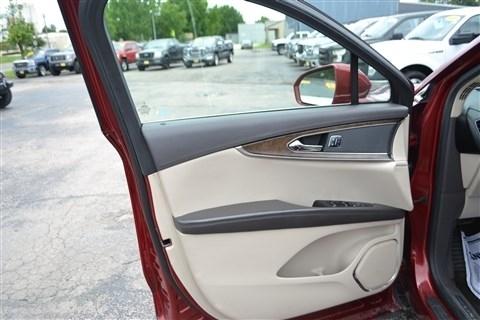 Lincoln MKX AWD 4dr Reserve 2016