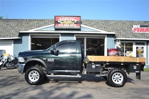 RAM 2500 Tradesman 4x4 Reg Cab 8' Box 2017