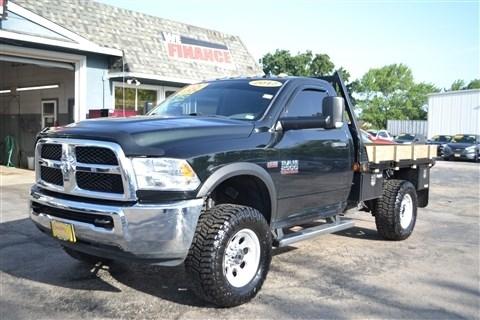 RAM 2500 Tradesman 4x4 Reg Cab 8' Box 2017
