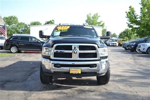 RAM 2500 Tradesman 4x4 Reg Cab 8' Box 2017