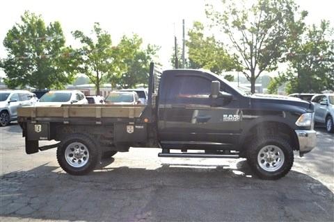 RAM 2500 Tradesman 4x4 Reg Cab 8' Box 2017