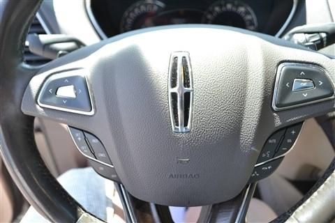 Lincoln MKX AWD 4dr Reserve 2016