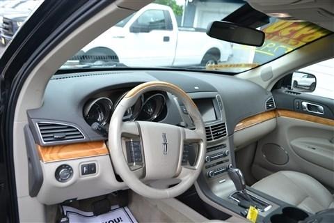 Lincoln MKT 4dr Wgn 3.7L AWD 2011