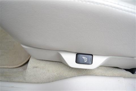 Lincoln MKT 4dr Wgn 3.7L AWD 2011
