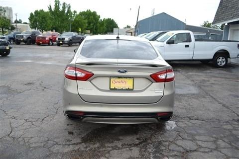 Ford Fusion 4dr Sdn Titanium FWD 2016