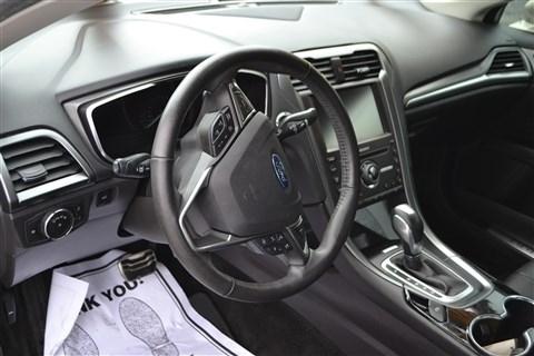 Ford Fusion 4dr Sdn Titanium FWD 2016