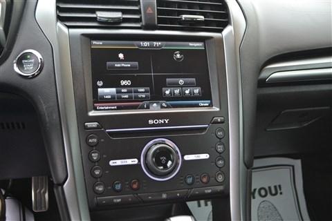 Ford Fusion 4dr Sdn Titanium FWD 2016