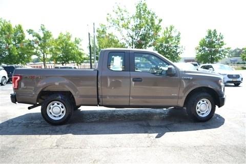 Ford F-150 4WD SuperCab 145" Lariat 2016