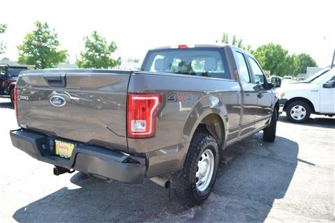 Ford F-150 4WD SuperCab 145" Lariat 2016