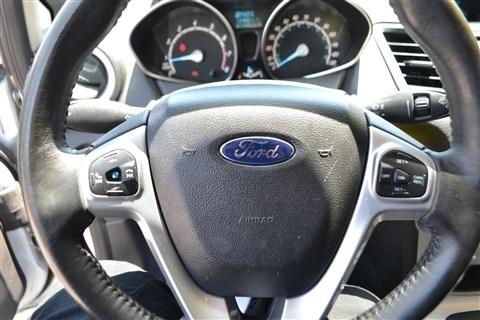 Ford Fiesta 4dr Sdn SE 2016