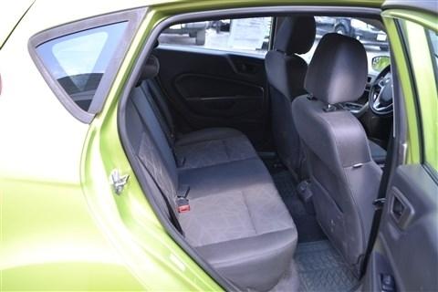Ford Fiesta 5dr HB SE 2013