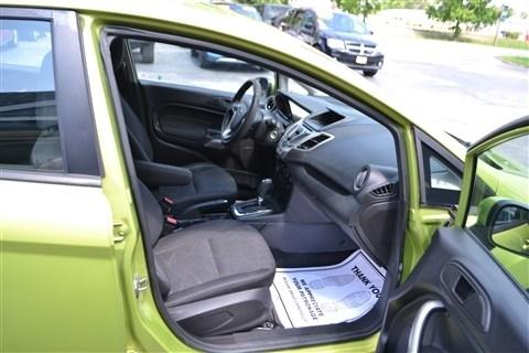 Ford Fiesta 5dr HB SE 2013