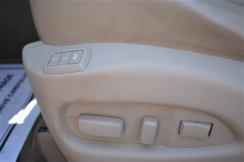 Cadillac SRX FWD 4dr Performance Collection 2011
