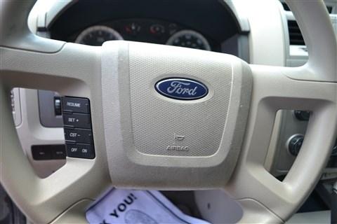 Ford Escape 4WD 4dr V6 Auto XLT 2008