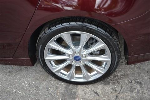 Ford Fusion Titanium AWD 2017
