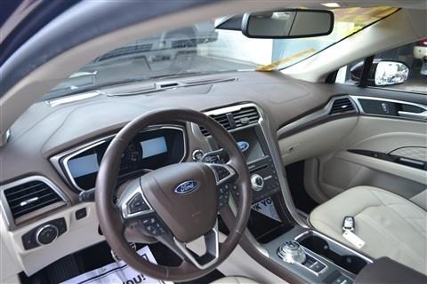 Ford Fusion Titanium AWD 2017