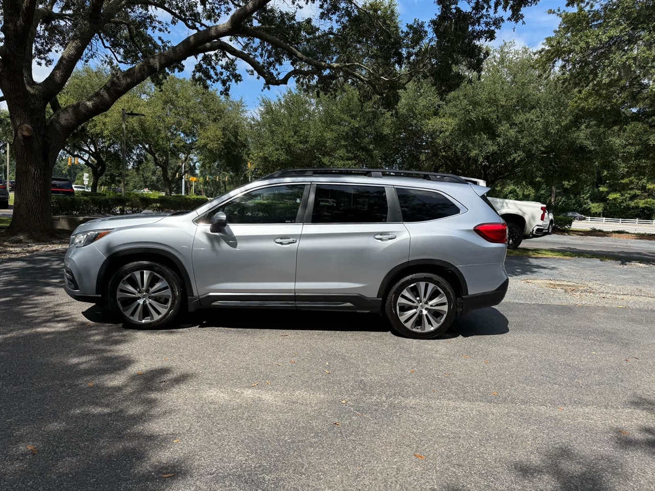 2021 Subaru Ascent Limited photo 2
