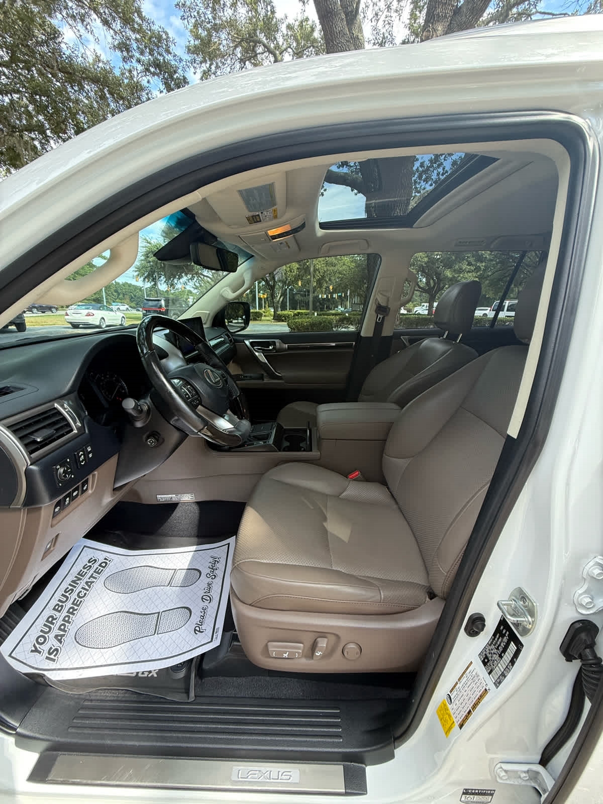 2023 Lexus GX 460 Luxury photo 7