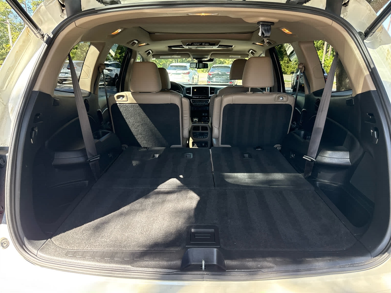 2017 Honda Pilot Elite photo 13