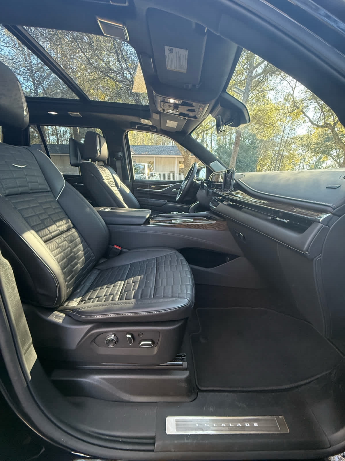 Cadillac Escalade  2024