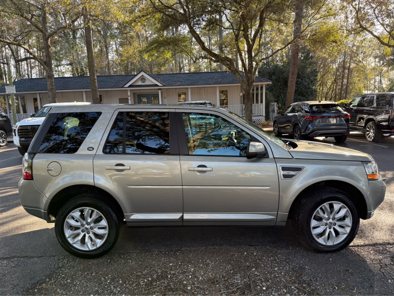 Land Rover LR2  2014