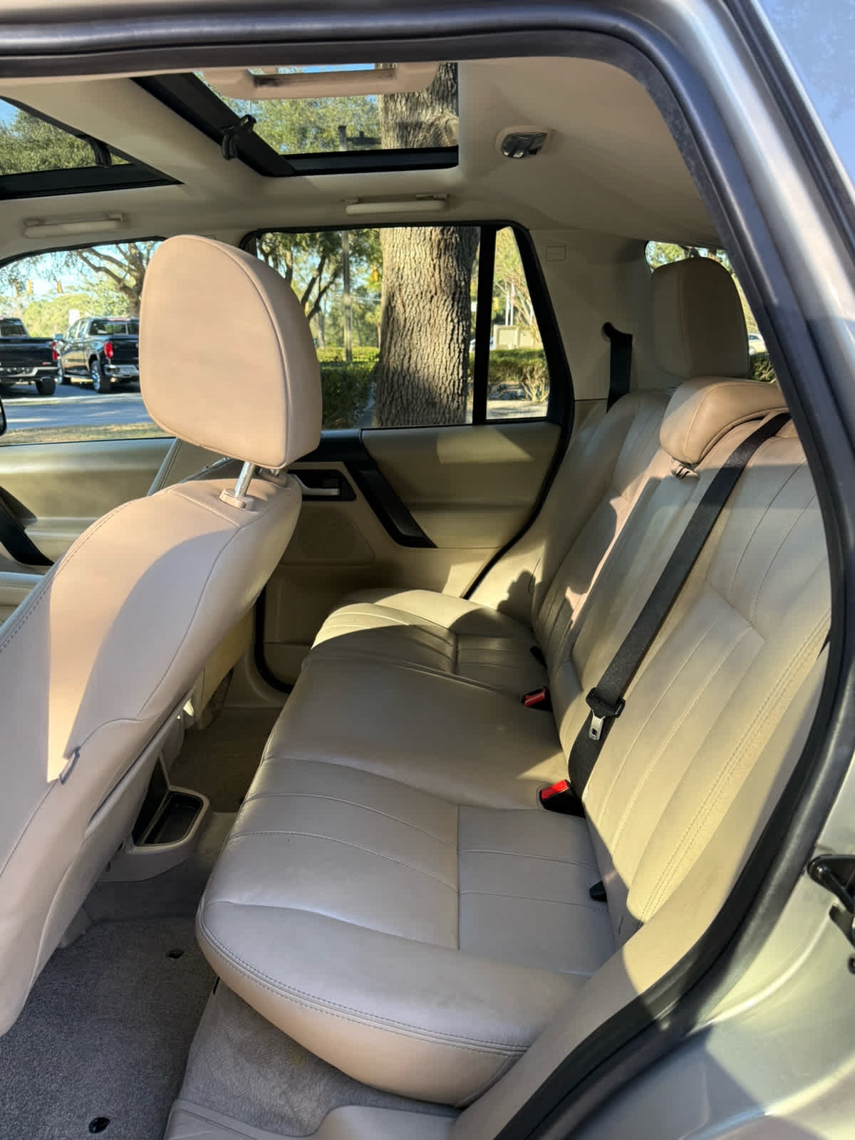 Land Rover LR2  2014