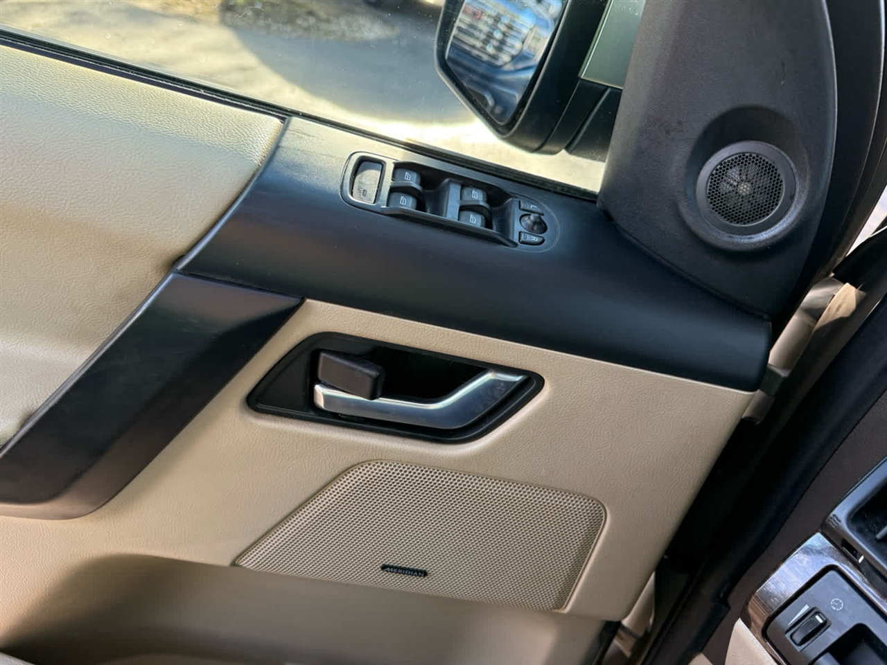 Land Rover LR2  2014