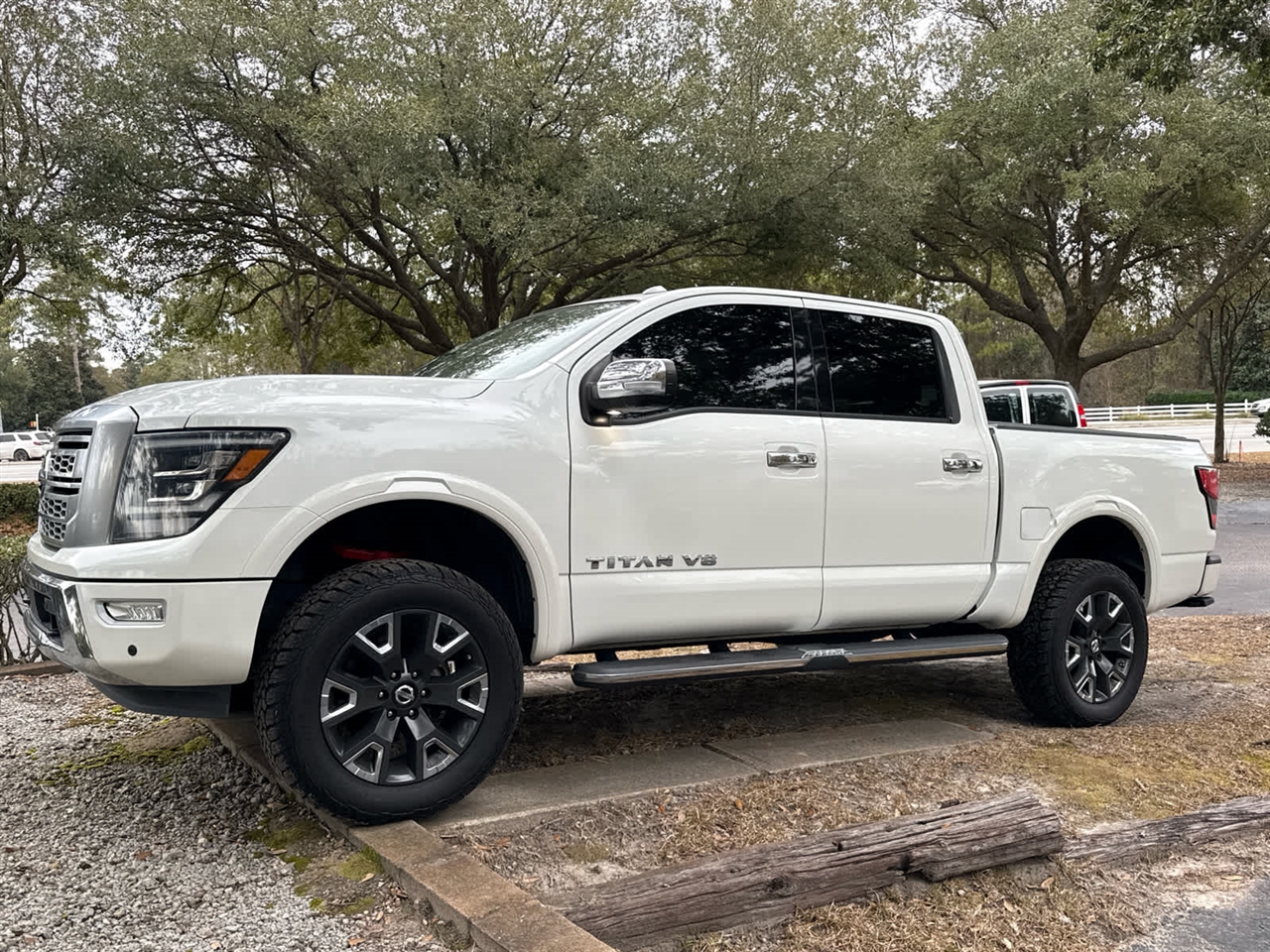 Nissan Titan  2020