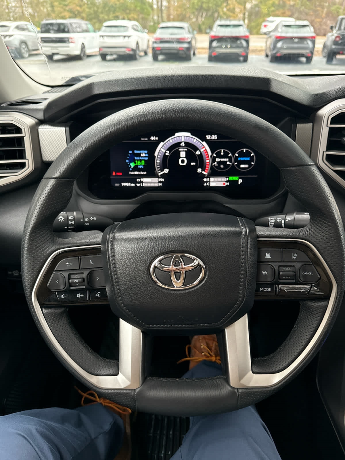 Toyota Tundra  2023