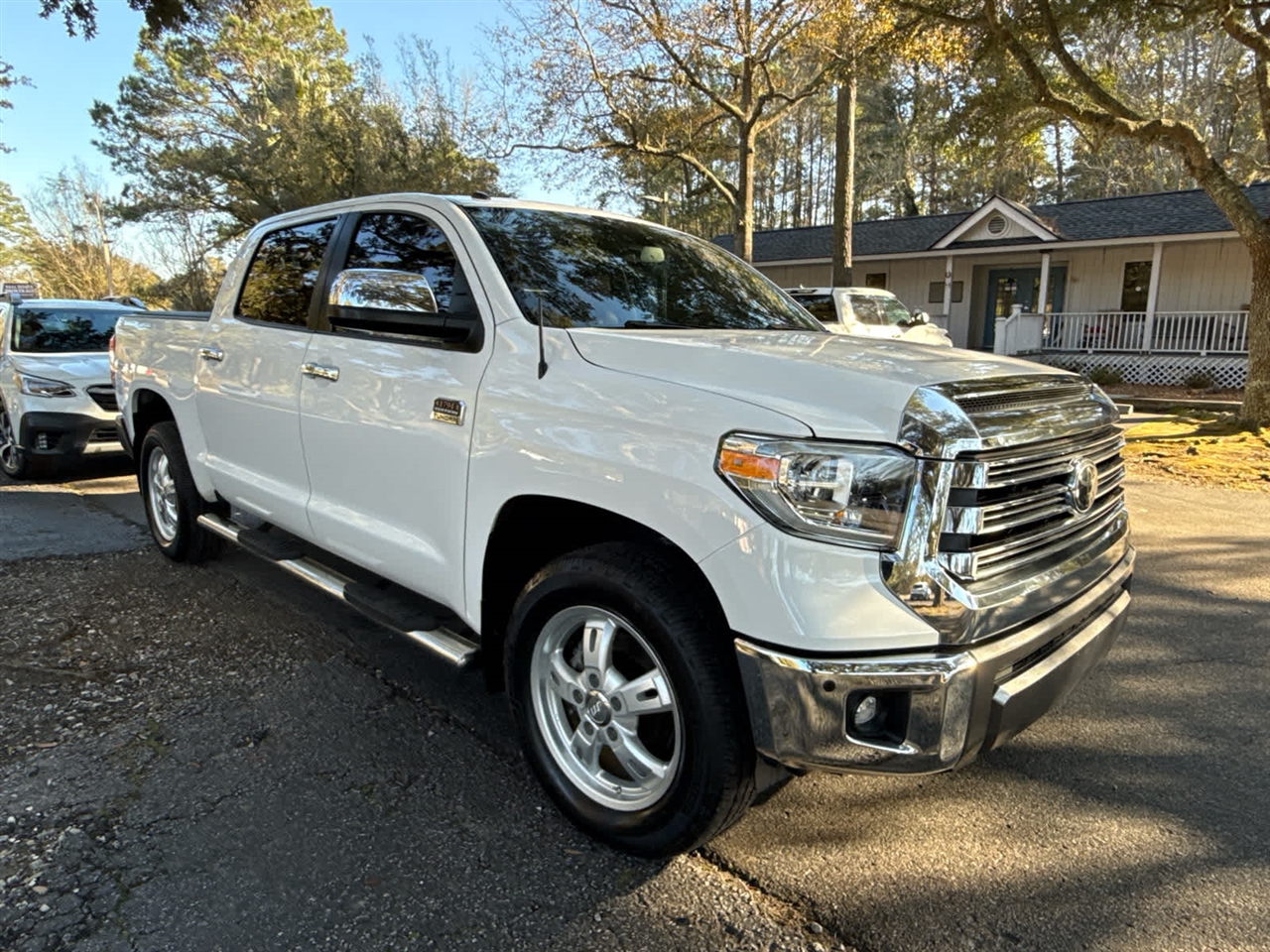 Toyota Tundra  2019