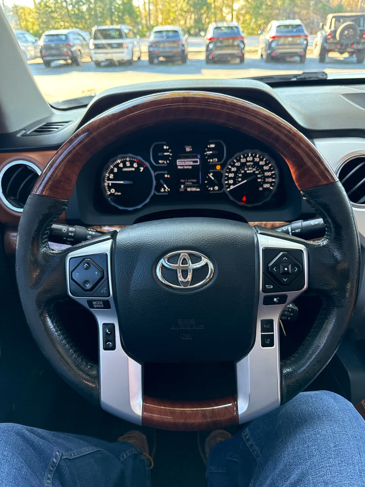 Toyota Tundra  2019