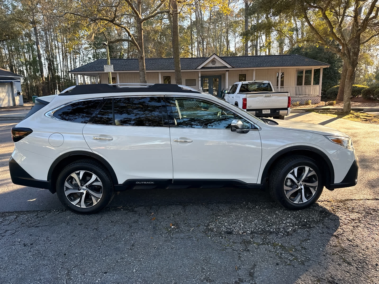 Subaru Outback  2021