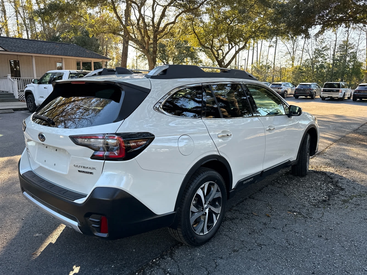 Subaru Outback  2021