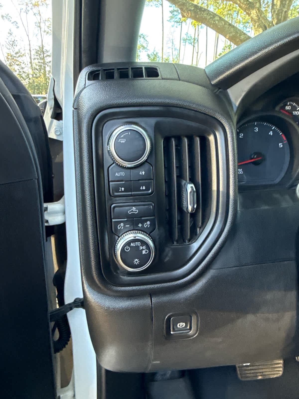 GMC Sierra 3500HD  2024