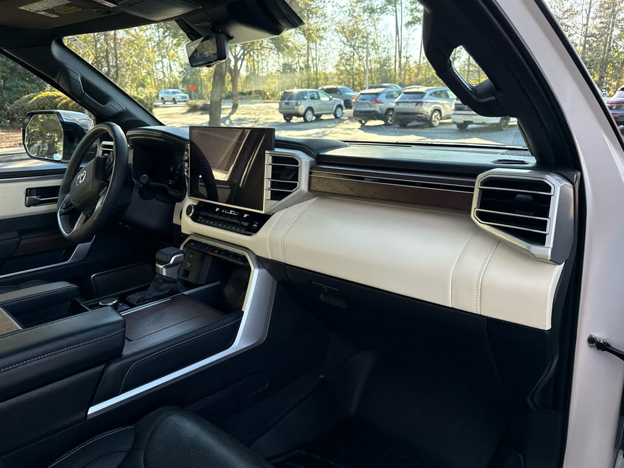 Toyota Sequoia  2025