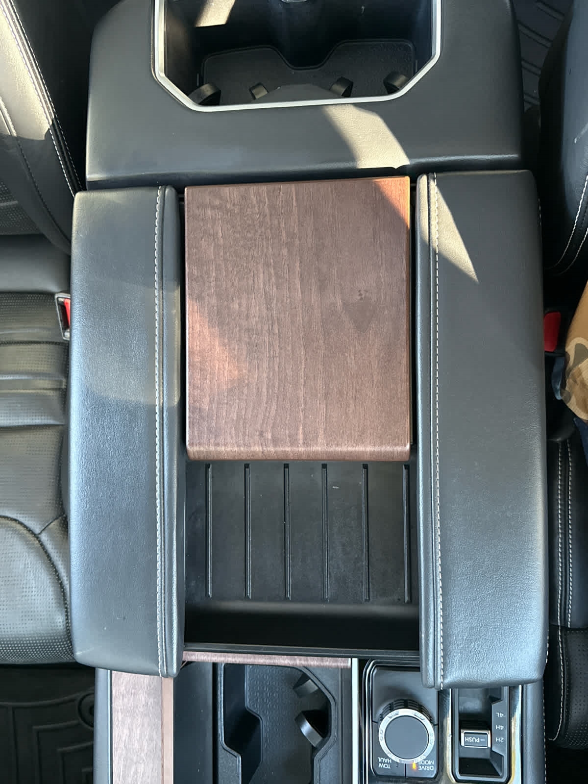 Toyota Sequoia  2025